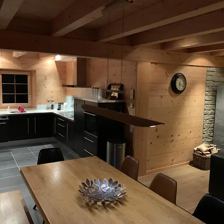 Courage Chalet *