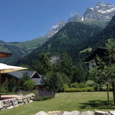 Courage Chalet